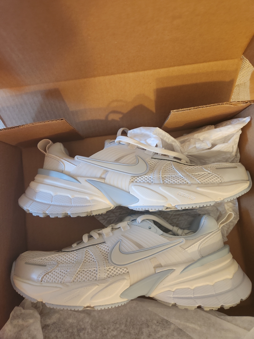 Nike V2K RUN Sneakers